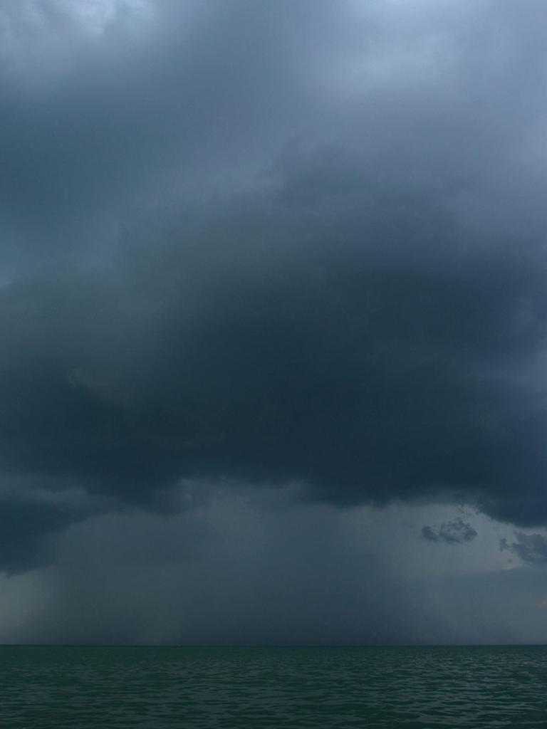 A storm cloud at sea. Credit: Zsolt Biczó 